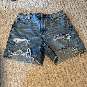 american eagle baggy mom jean shorts